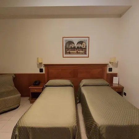 Grand Victoria Hotel