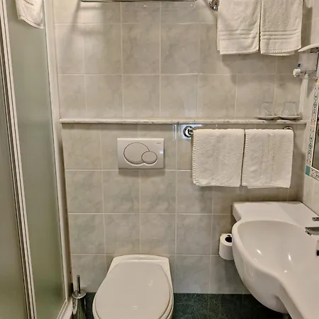 Grand Victoria Hotel 4*