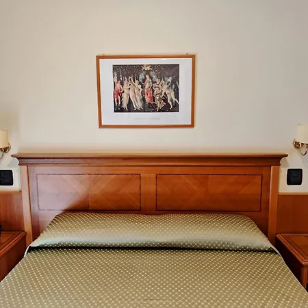 Grand Victoria Hotel 4*