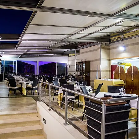 Grand Victoria Hotel 4*