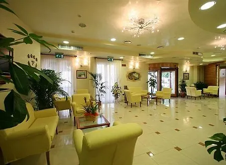 Hotel Grand Victoria