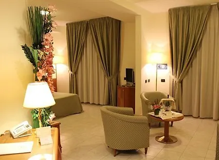 Grand Victoria Hotel 4*
