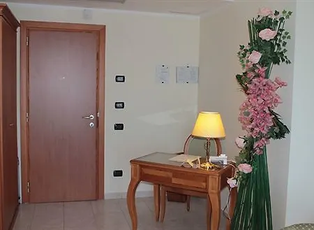 Hotel Grand Victoria 4*