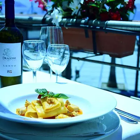 Hotel Grand Victoria 4*