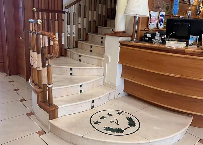 维多利亚大酒店 4*