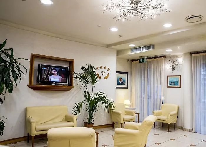 维多利亚大酒店 巴尼亚拉卡拉布拉